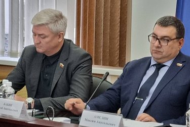 Более 137 млрд доходов и 154 млрд – расходов